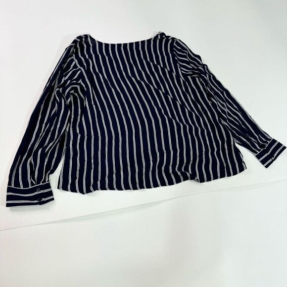 Mix By 41Hawthorn Top Womens 2X Blue Striped V-Neck Tie-Front NWT Nautical Flowy - Picture 10 of 10